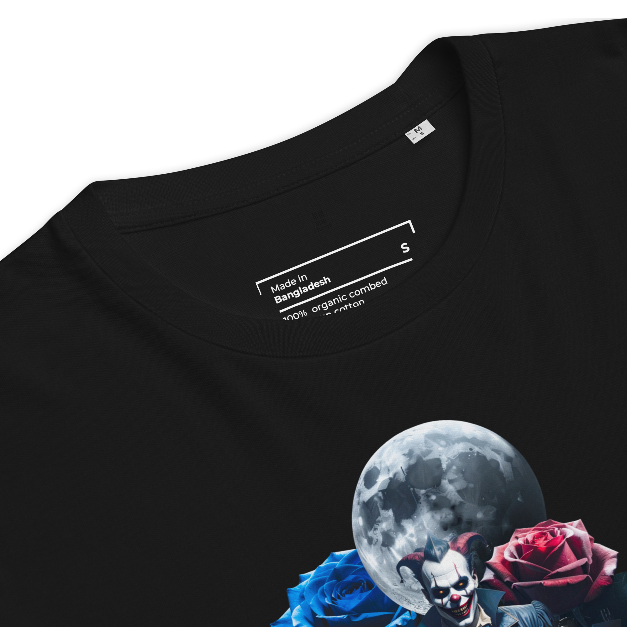 Unisex T-shirt aus Bio-baumwolle Midnight Jester – Film Noir Joker Design | Otto Strtwr